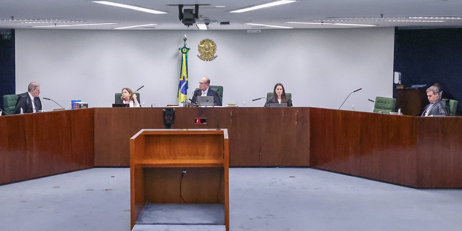 Segunda turma do STF avalia manutenção da prisão de Daniel Vorcaro