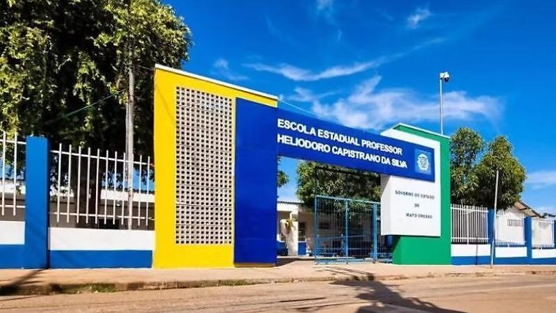Aluno de escola militar agride professor de 67 anos em Cuiabá