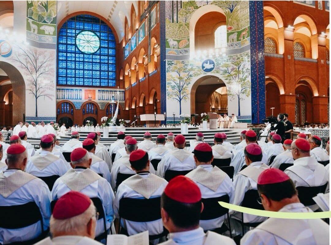 Bispos do Brasil iniciam hoje Assembleia Geral da CNBB em Aparecida (SP)