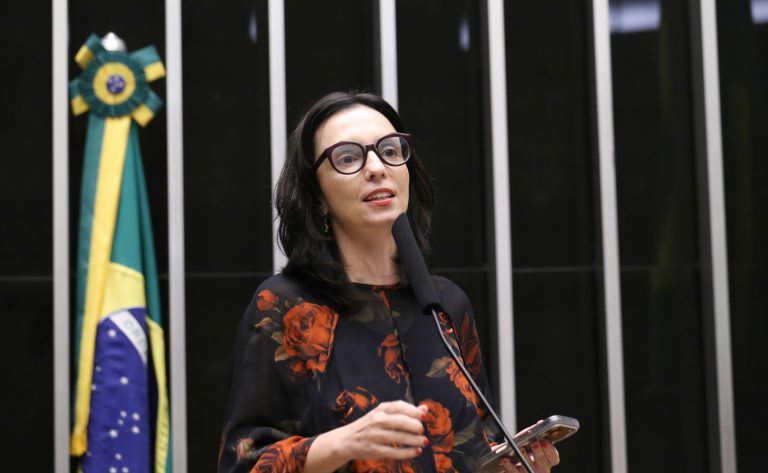 Comissão da Câmara aprova reconhecimento do acesso a medicamentos como direito humano