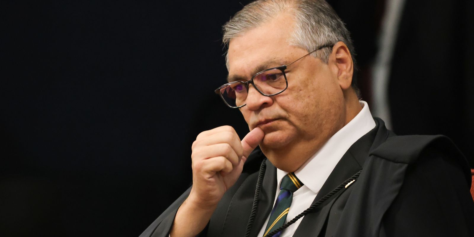 Ministro Flávio Dino vota pela segunda vez contra lei catarinense que vetou cotas raciais