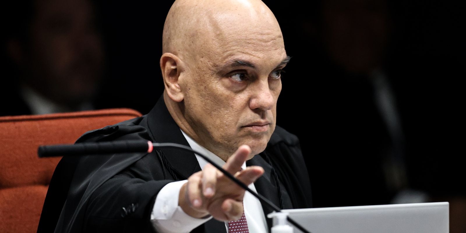 Empresário é alvo de investigação por suposto pagamento por dados de ministros do STF