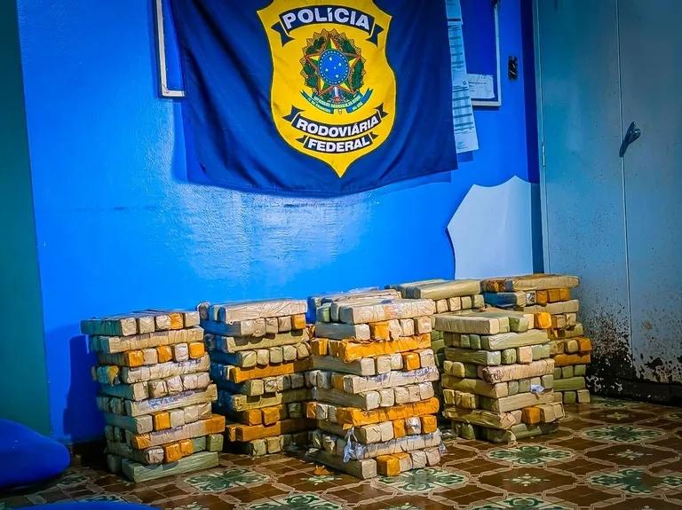 Golpe no Tráfico: PRF apreende 340 tabletes de maconha na BR-163 em Rosário Oeste