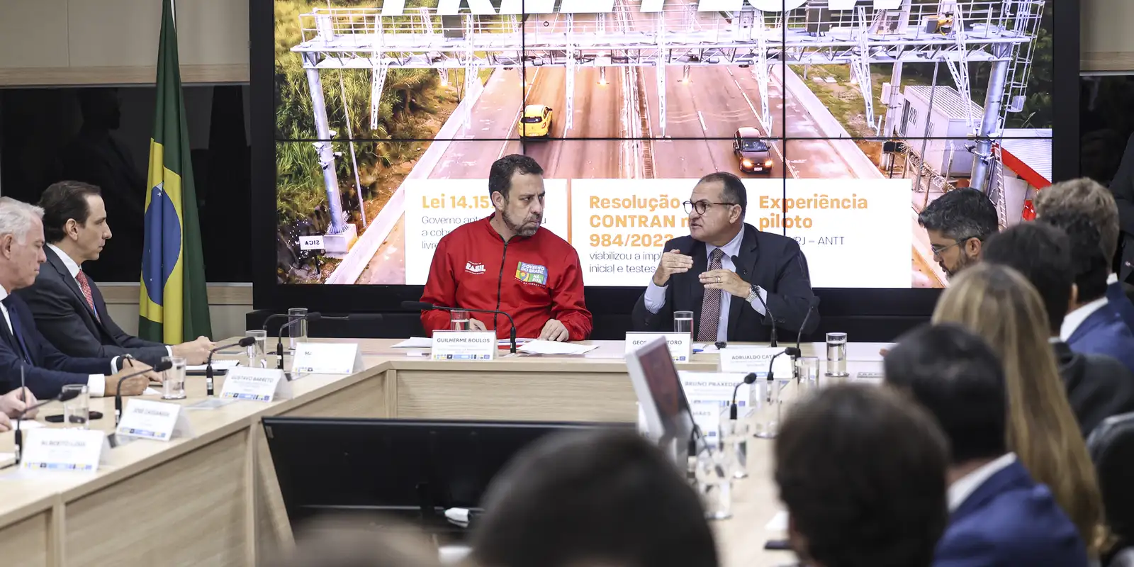 Governo suspende 3,5 milhões de multas de pedágio free flow por falhas de informação