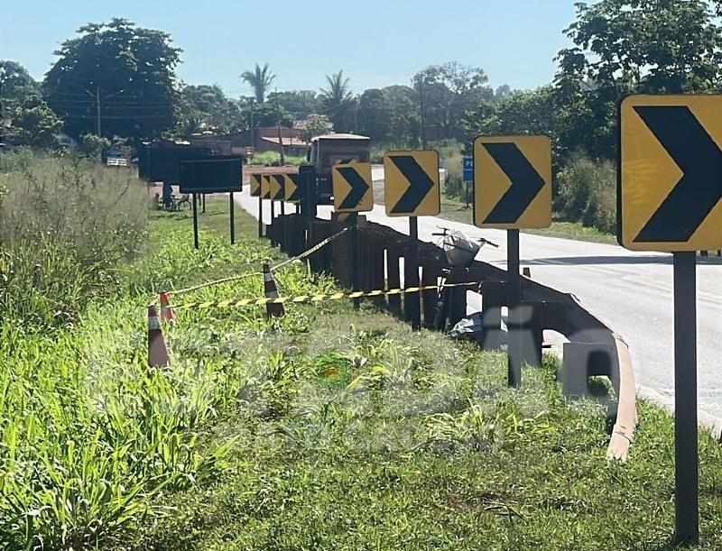 Idosa morre em Rosário Oeste após ser atingida por caminhão em ponte 