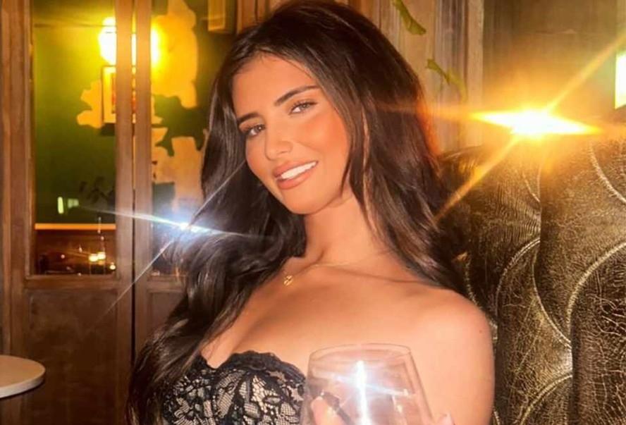 Influenciadora é condenada a 16 meses de prisão por transportar US$ 200 mil em maconha