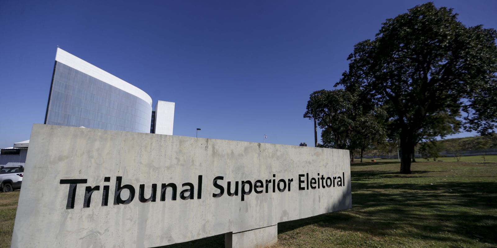 Prazo final para a janela partidária encerra nesta sexta-feira