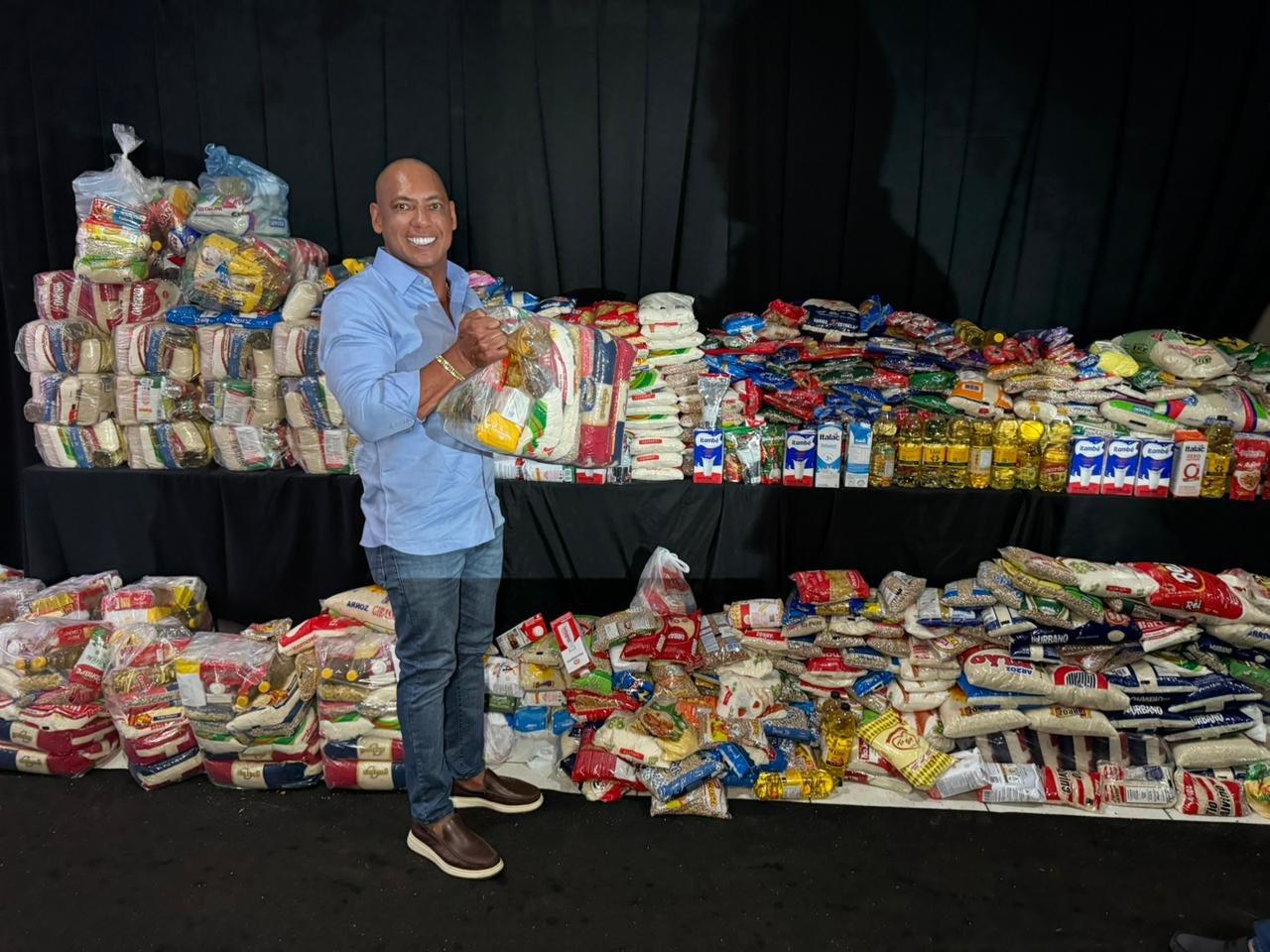 Juca do Guaraná reúne cerca de 2 mil pessoas em aniversário solidário com arrecadação de alimentos