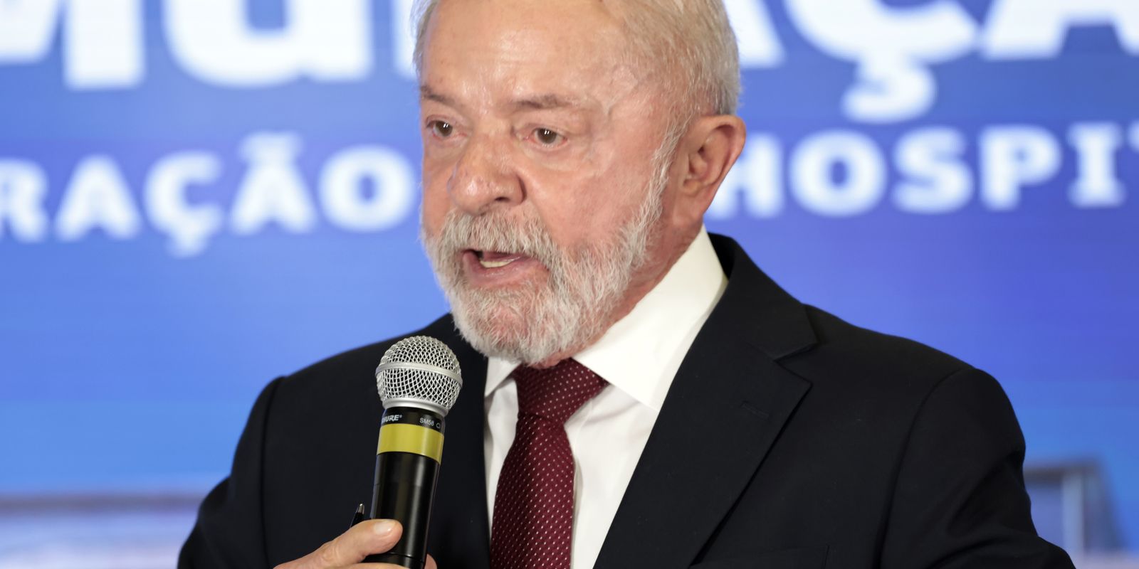 Lula propõe incluir devedores do Fies em plano contra o endividamento