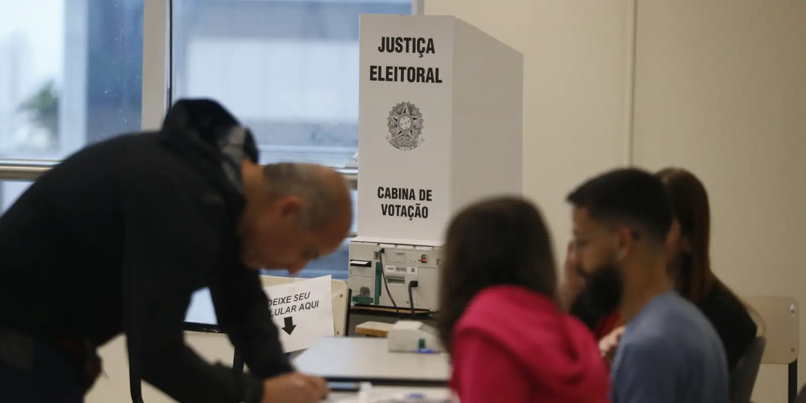 Quantidade de votantes acima de 60 anos registra alta de 74%, indica estudo