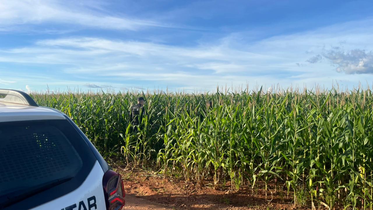 Sete pessoas são presas por caça ilegal e porte de armas em fazenda na zona rural de Diamantino
