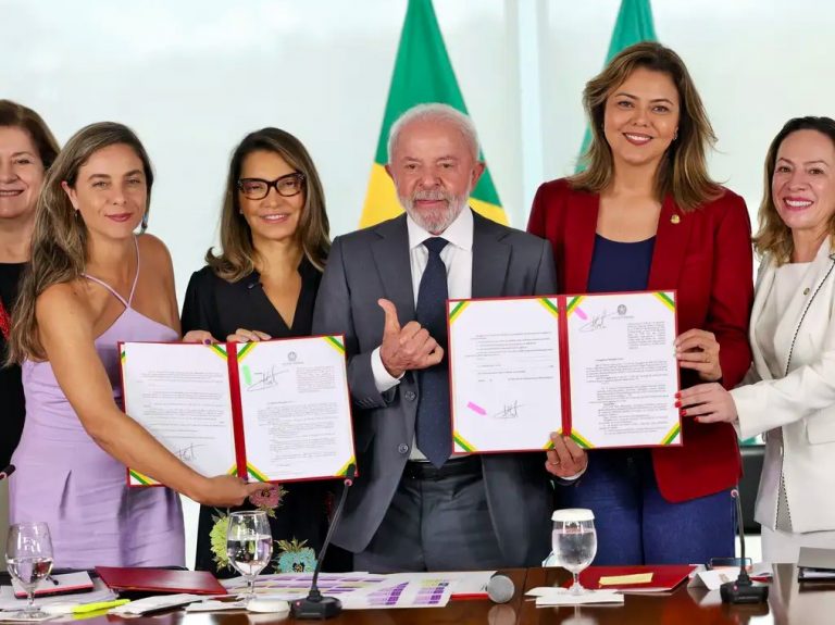 Três novas leis aprimoram defesa das mulheres e modernizam o combate à violência de gênero