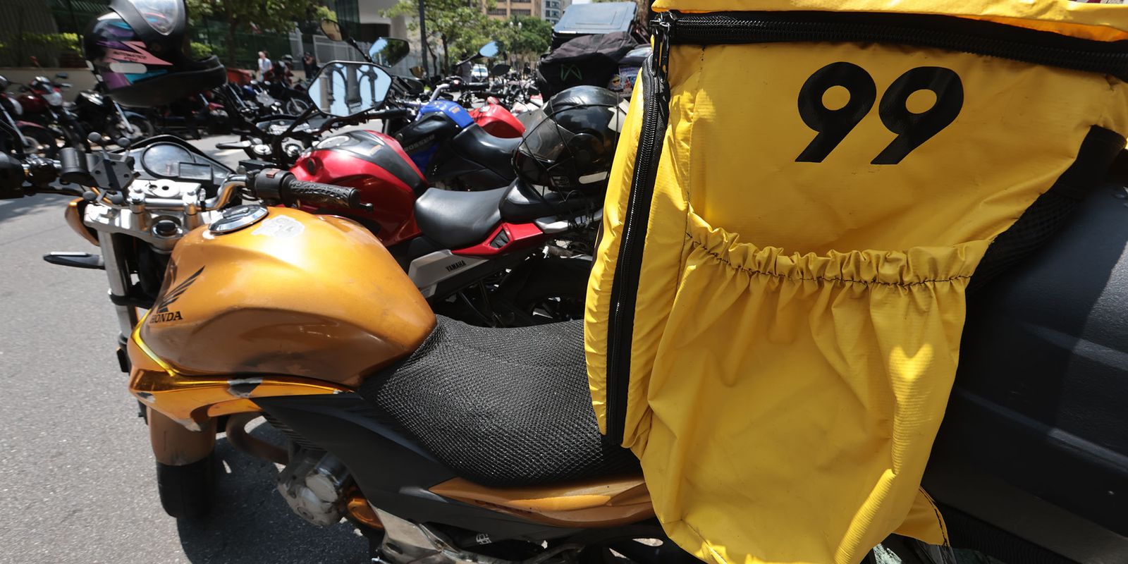99 lança tecnologia de monitoramento para aprimorar segurança de motociclistas parceiros