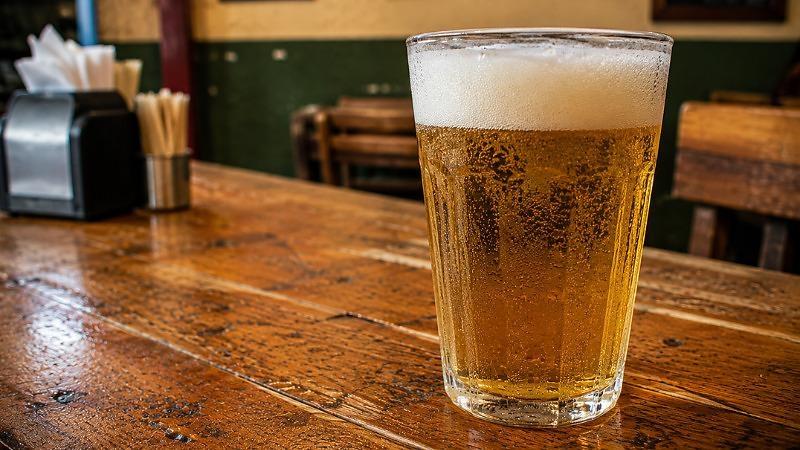 Brasil atinge recorde histórico com quase 2 mil cervejarias em 2025