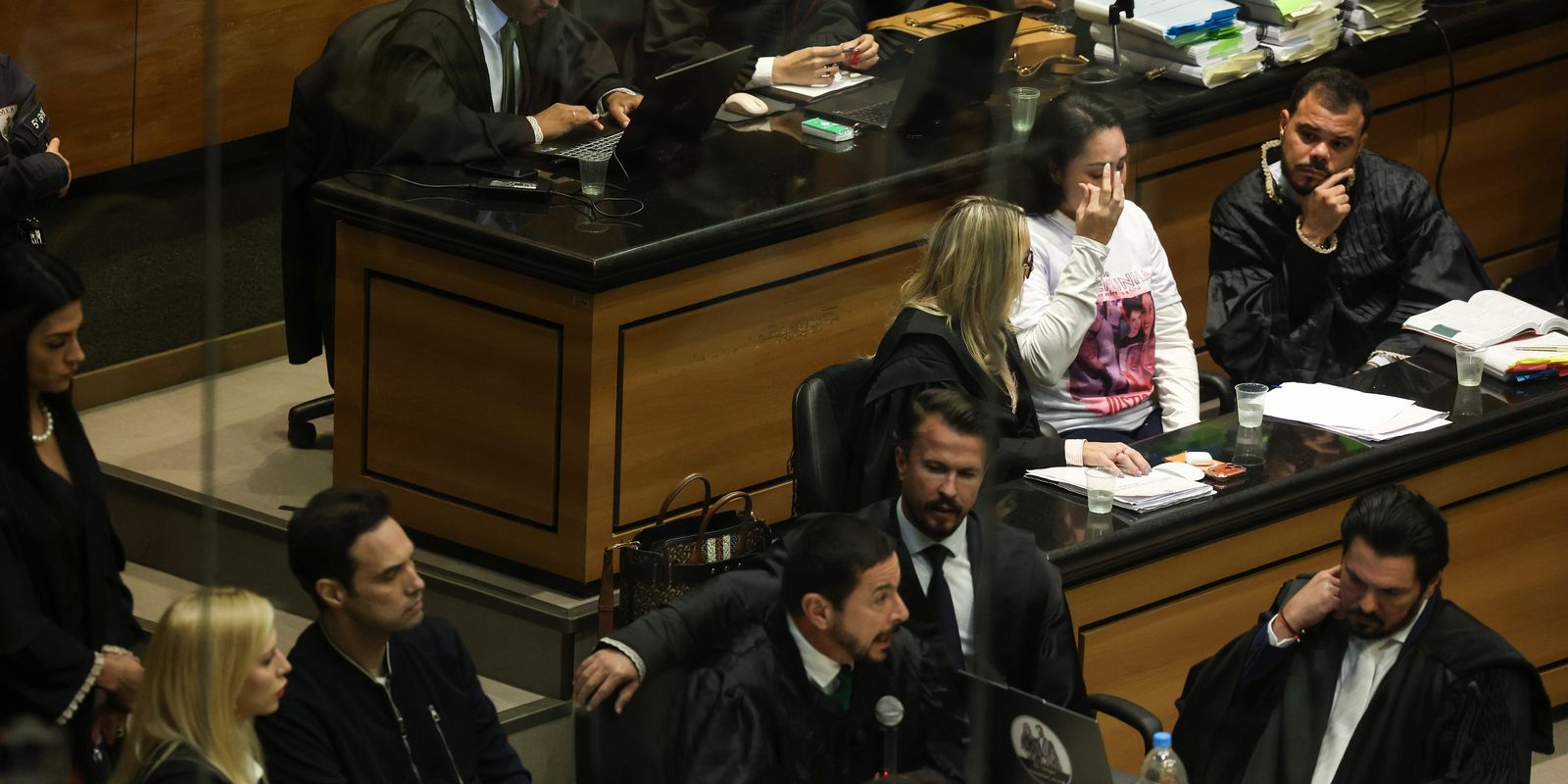 Julgamento do caso Henry Borel avança para o sétimo dia com depoimentos de defesa de Jairinho e Monique