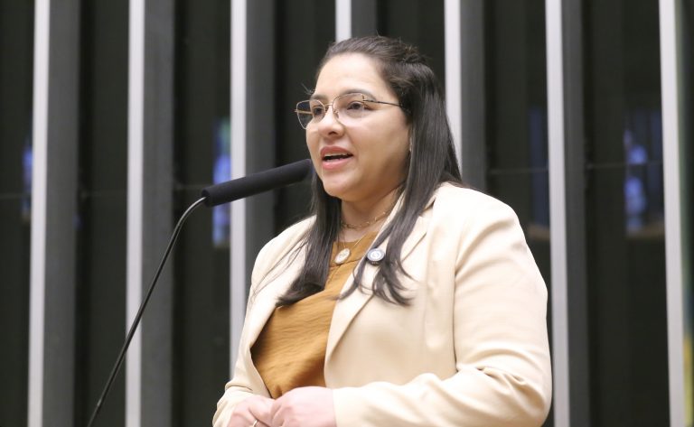 Comissão da Câmara aprova programa de incentivo ao cultivo e exportação de açaí