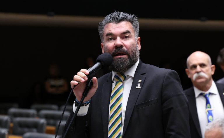 Comissão aprova projeto que concede a delegado direito de recurso em decisões judiciais durante inquérito policial