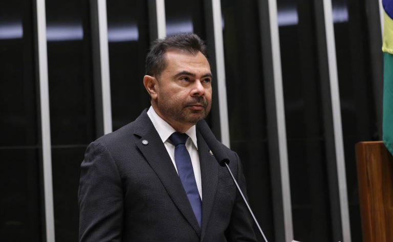 Comissão de Educação debate estratégias de escolas públicas do Ceará para impulsionar o acesso ao ensino superior