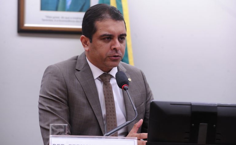 Comissão da Câmara discute estratégias contra violência sexual infantojuvenil