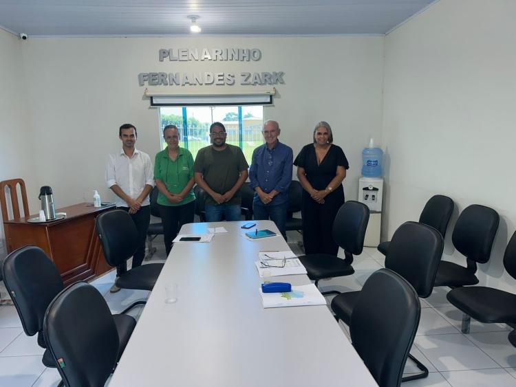 Fiscalização de serviços de água e esgoto em Acorizal é tema de reunião na Câmara Municipal