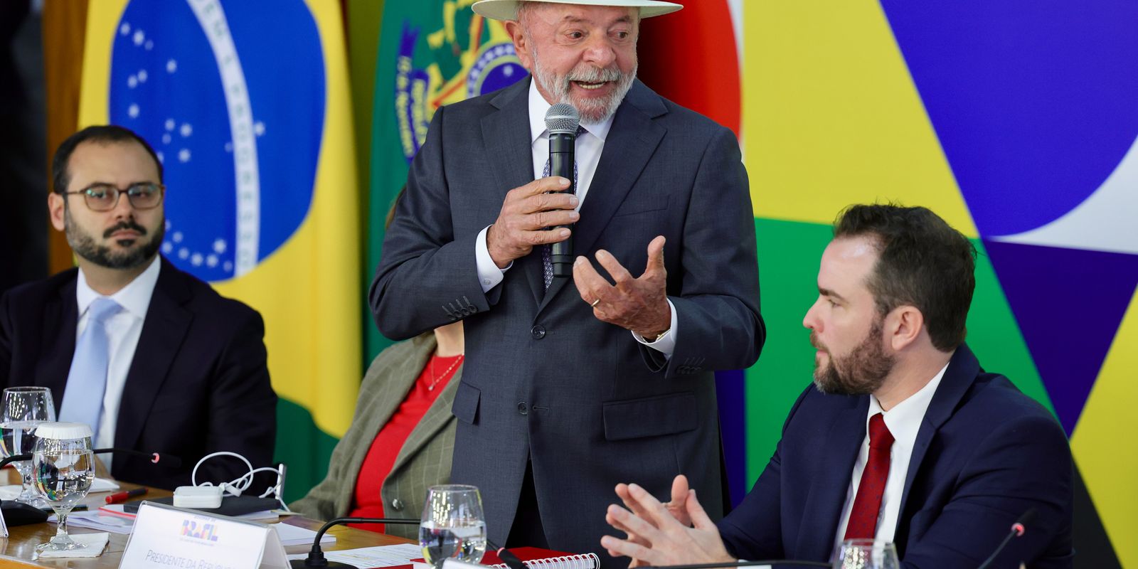 Governo Lula lança Desenrola Brasil para aliviar endividamento popular