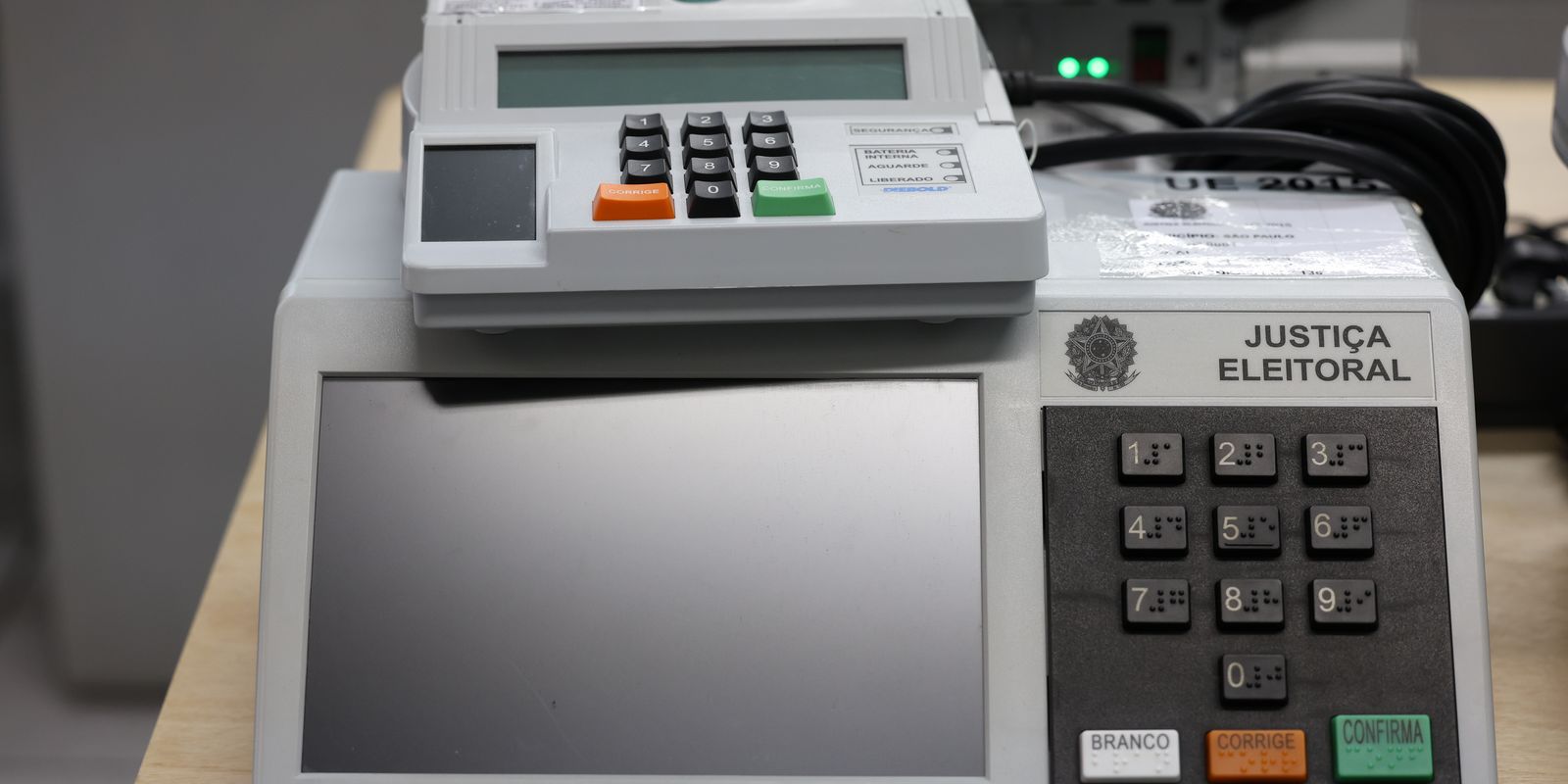 Projeto Confia revela que desinformação sobre eleições tem as urnas eletrônicas como principal alvo