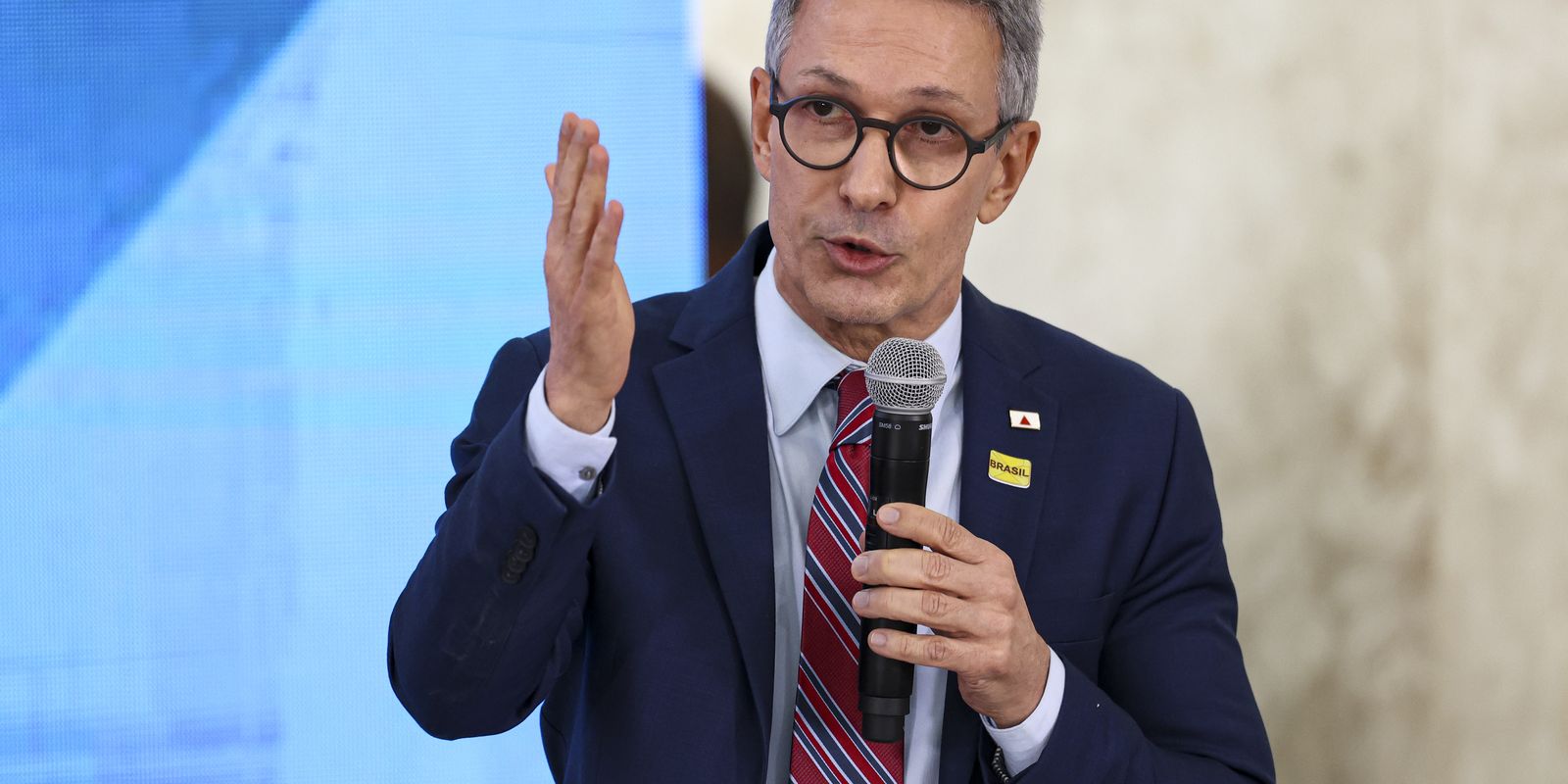 PGR denuncia Romeu Zema por calúnia contra Gilmar Mendes no STJ
