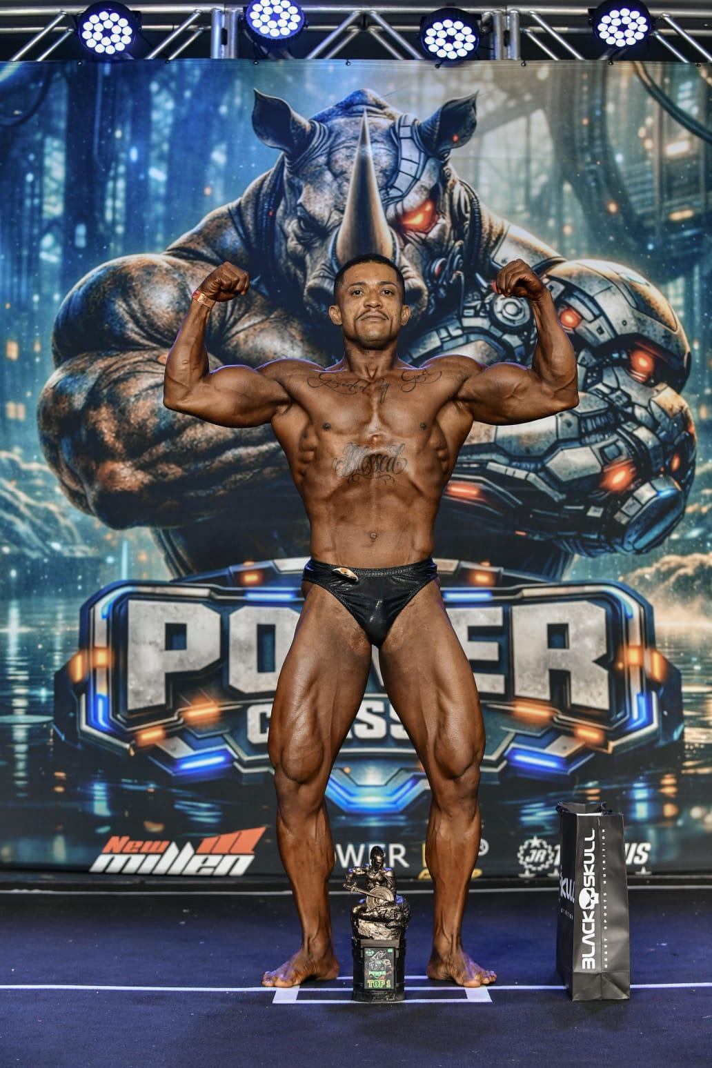 Heliton Ferreira