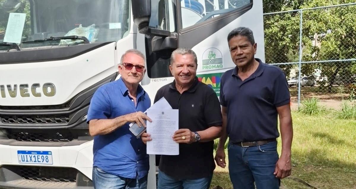 Prefeitura de Nobres reforça abastecimento rural com caminhão-pipa de 20 mil litros para Gleba Bonanza e Coqueiral Quebó