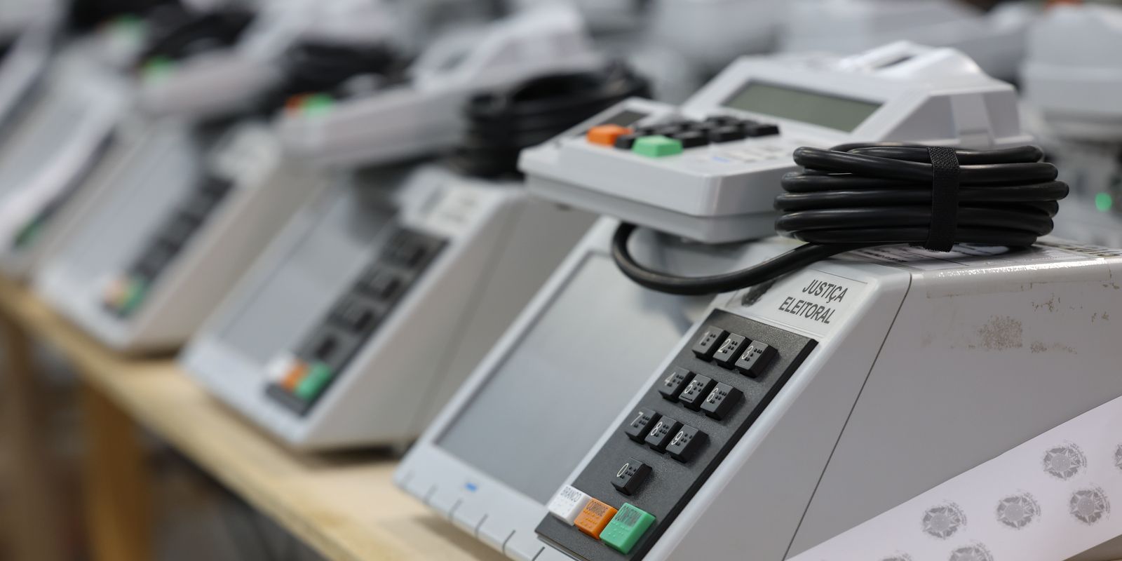 TSE institui comissão para coibir uso indevido de inteligência artificial nas eleições