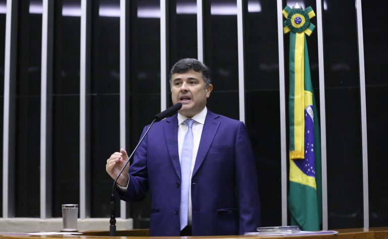 Presença de técnico de enfermagem em escolas de tempo integral torna-se obrigatória por projeto na Câmara dos Deputados