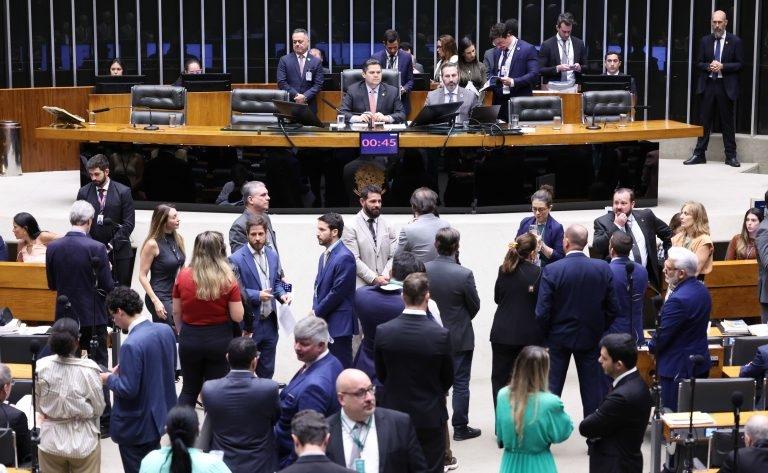 Reviravolta nas Eleições 2026: Congresso Derruba Veto de Lula e Muda Regras de Doações de Campanha