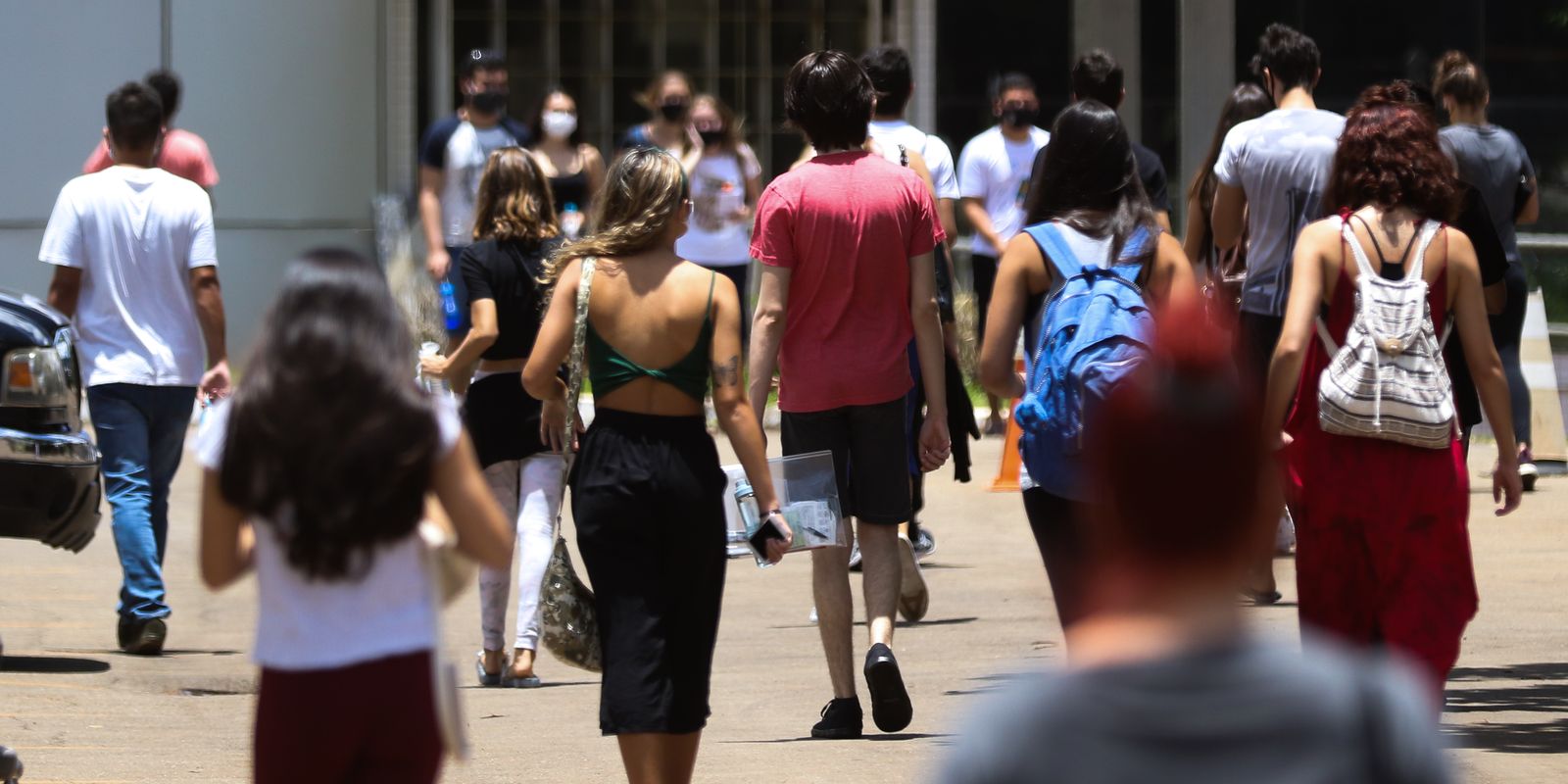 Matrículas no ensino superior global mais que dobram, revela Unesco