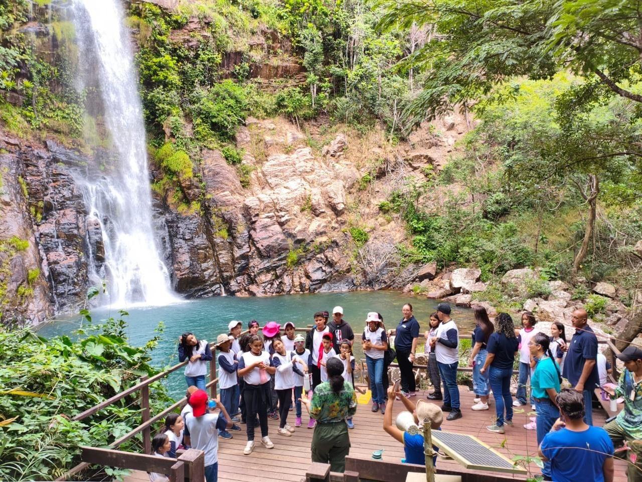 Além da Sala de Aula: Estudantes de Nobres Descobrem os Segredos da Natureza em Imersão no Parque Sesc Serra Azul