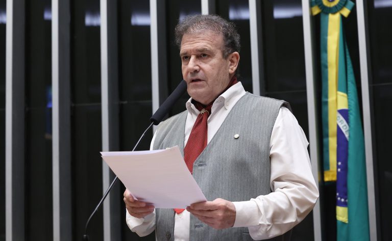 Câmara aprova projeto que institui o título 