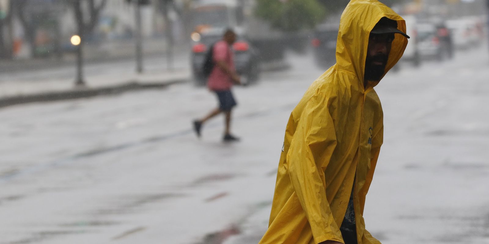 A Rocinha enfrenta volume de chuva que supera o dobro da média de junho, segundo o Alerta Rio