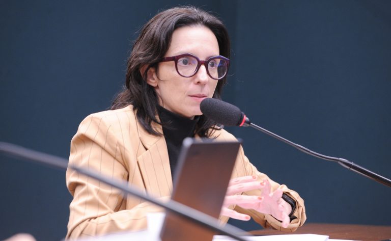 Comissão da Câmara aprova estratégia nacional para transtornos do desenvolvimento da linguagem