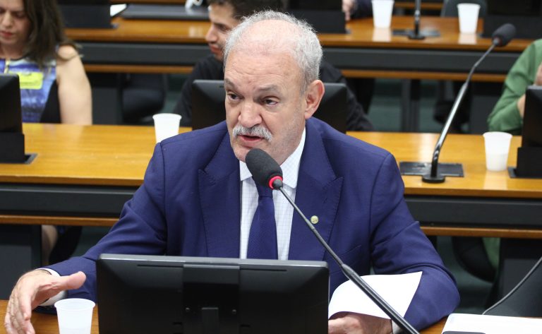 Comissão da Câmara aprova autonomia da pessoa idosa na contratação de crédito