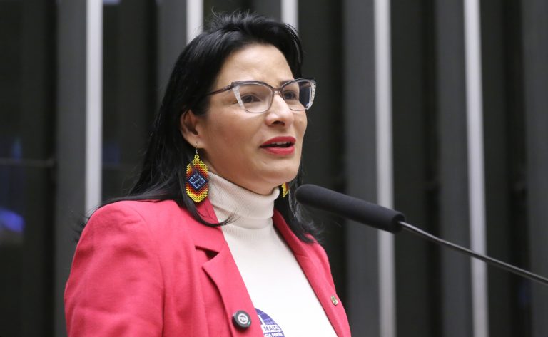 Comissão aprova divórcio póstumo para vítimas de feminicídio