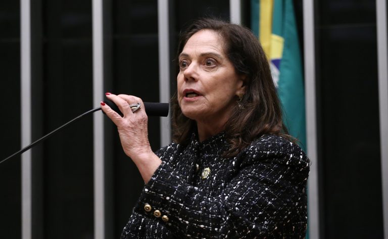 Comissão da Câmara aprova destinação de verba de apostas para pessoas com deficiência