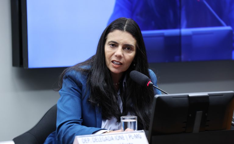 Comissão aprova projeto para divulgação de canais de denúncia de violência contra a mulher em órgãos públicos