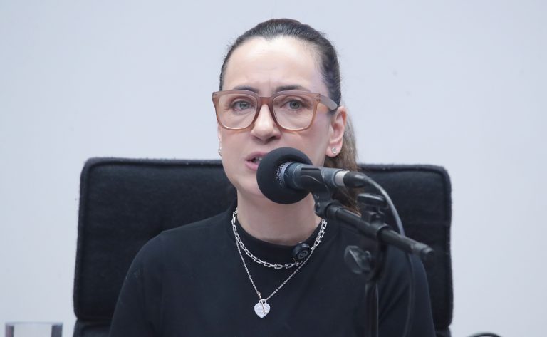Comissão aprova regras de legítima defesa para quem socorrer mulheres vítimas de violência doméstica