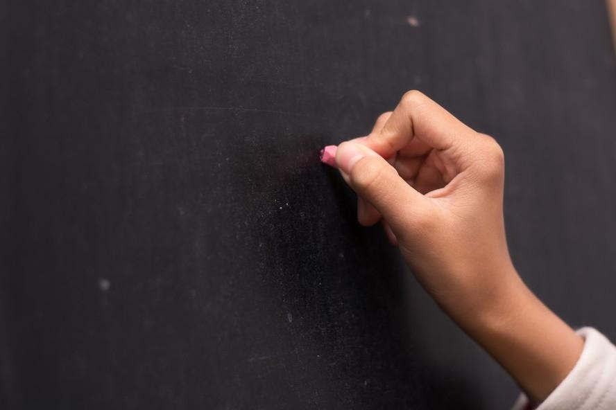 Lula sanciona novo piso de R$ 5.130,63 para profissionais da Educação básica