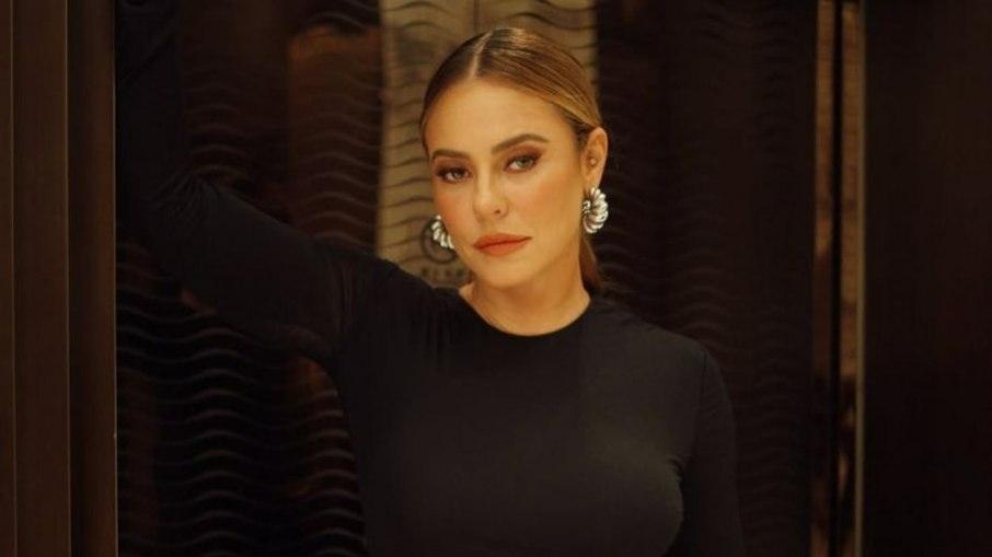Paolla Oliveira reage após fotos sensíveis feitas por IA