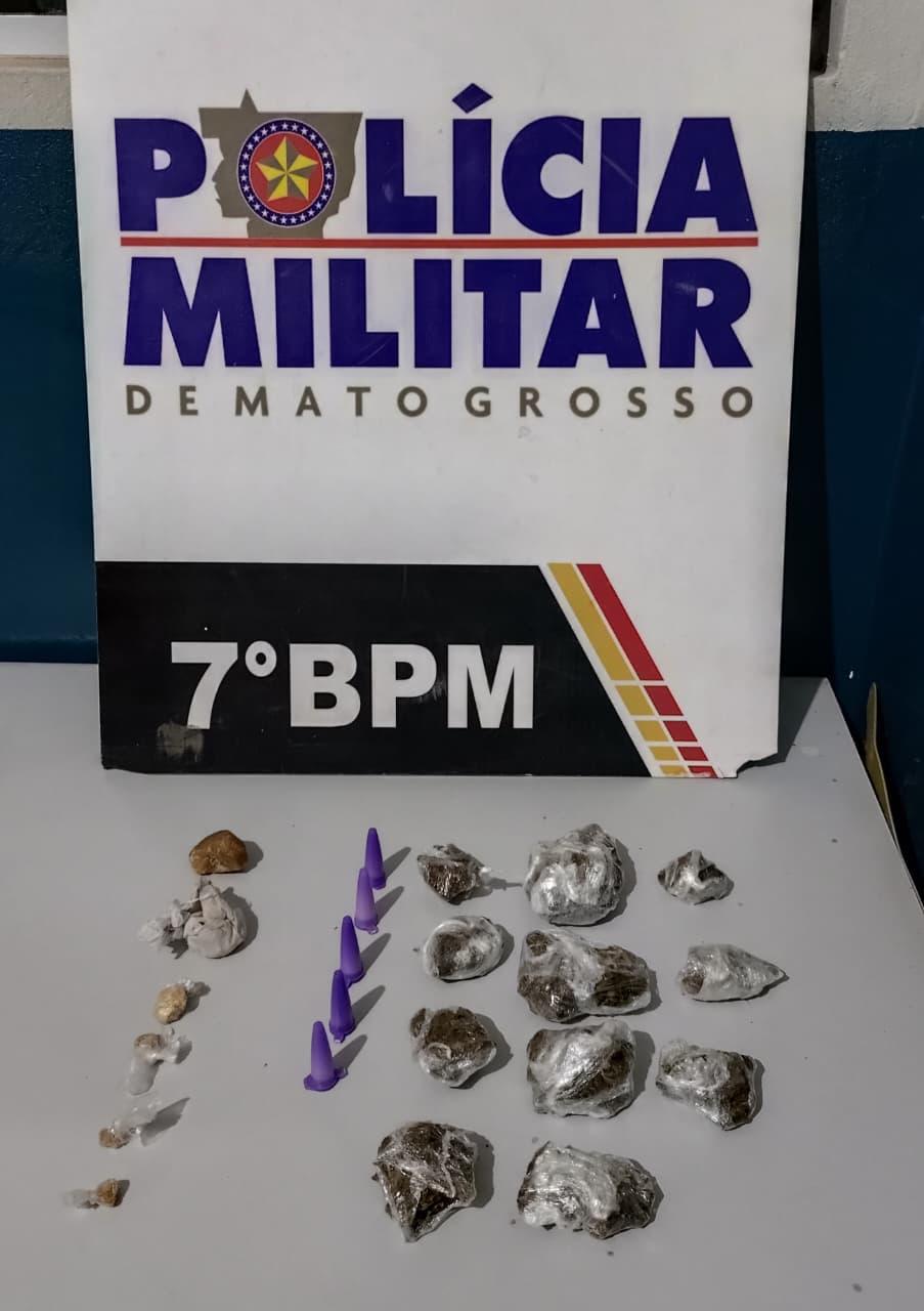 Polícia Militar prende quatro suspeitos e apreende drogas durante operação em Jangada