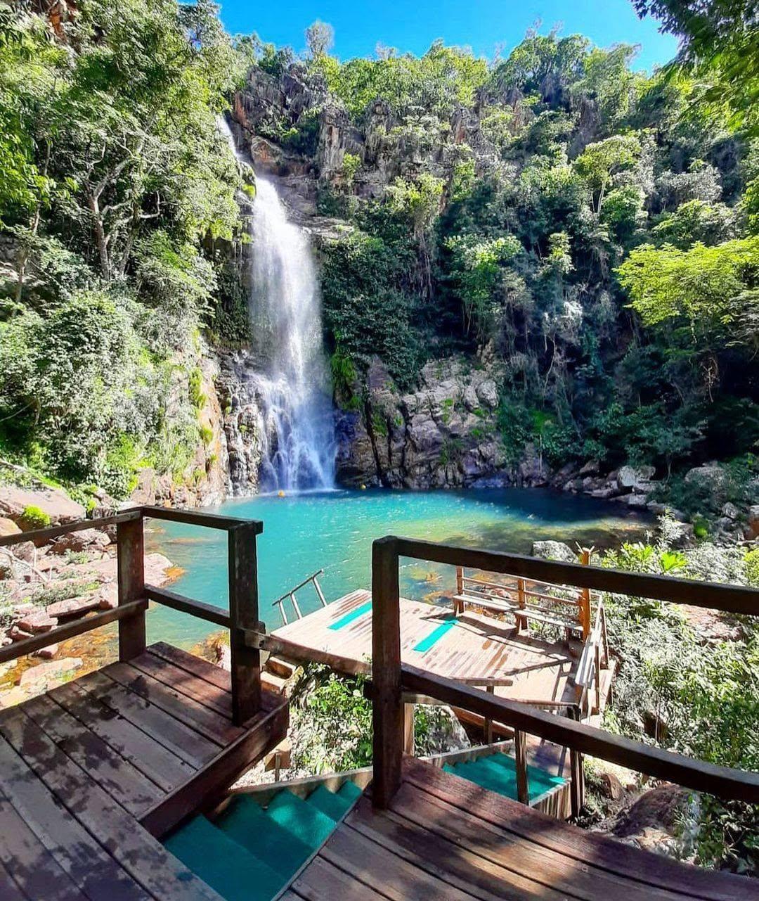Sinfra-MT determinou a paralisação das obras de pavimentação do acesso ao Sesc Serra Azul, em Rosário Oeste