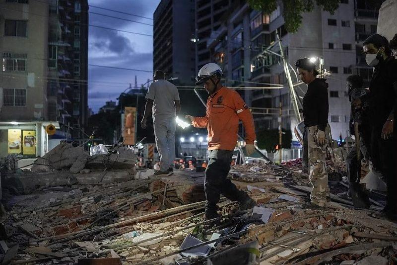 Sobe para 1.430 o número de mortos na Venezuela após terremotos