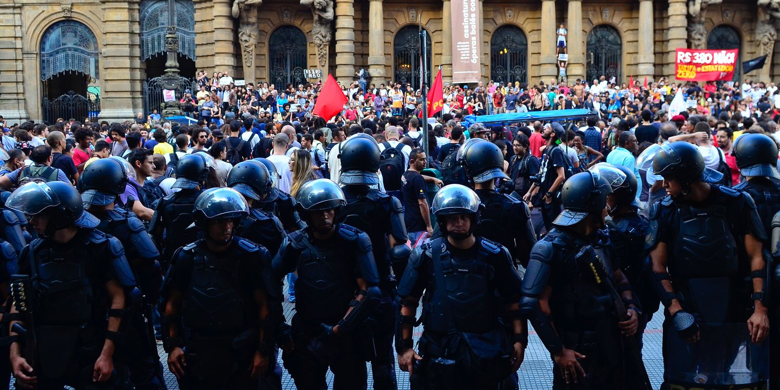STJ determina criação de protocolo para atuação policial em manifestações no estado de São Paulo