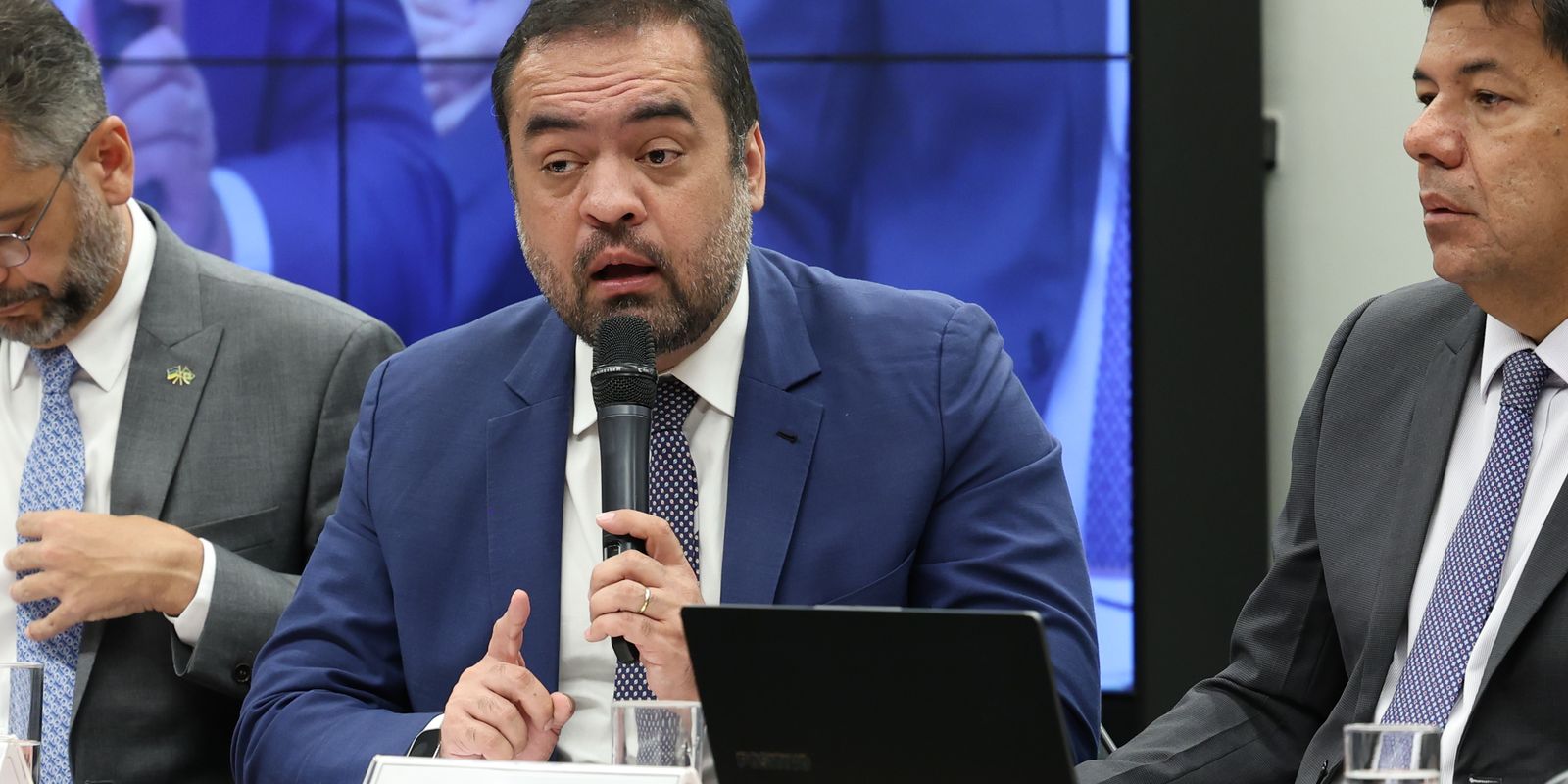 TSE confirma inelegibilidade de Claudio Castro e Rodrigo Bacellar