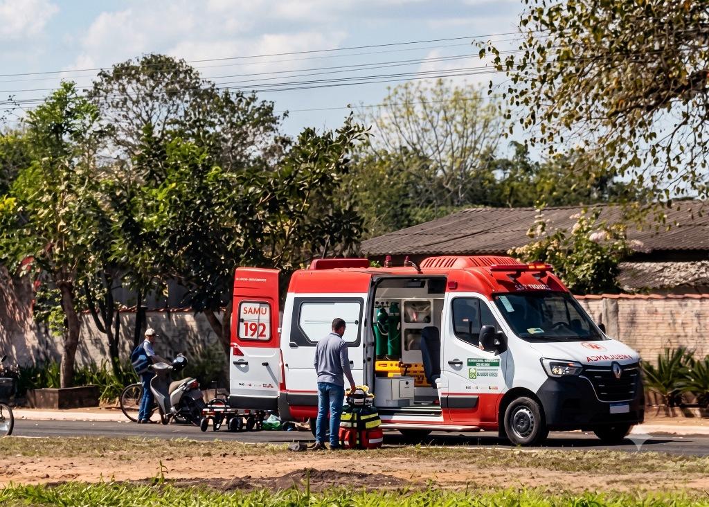 Acidente de moto em Rosário Oeste deixou homem de 55 anos gravemente ferido. 